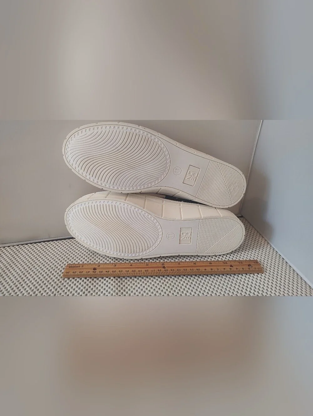 No Boundaries Women's Size 11 Low Chunky Lug Fashion Sneakers NWT Canvas